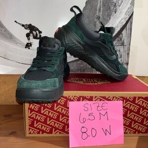 Vans MTE Ultrarange Neo VR3 sz 6.5 Men’s 8.0 Women’s